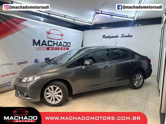 HONDA CIVIC 1.8 LXS 16V FLEX 4P AUTOMÁTICO HONDA CIVIC 1.8 LXS 16V FLEX 4P AUTOMÁTICO